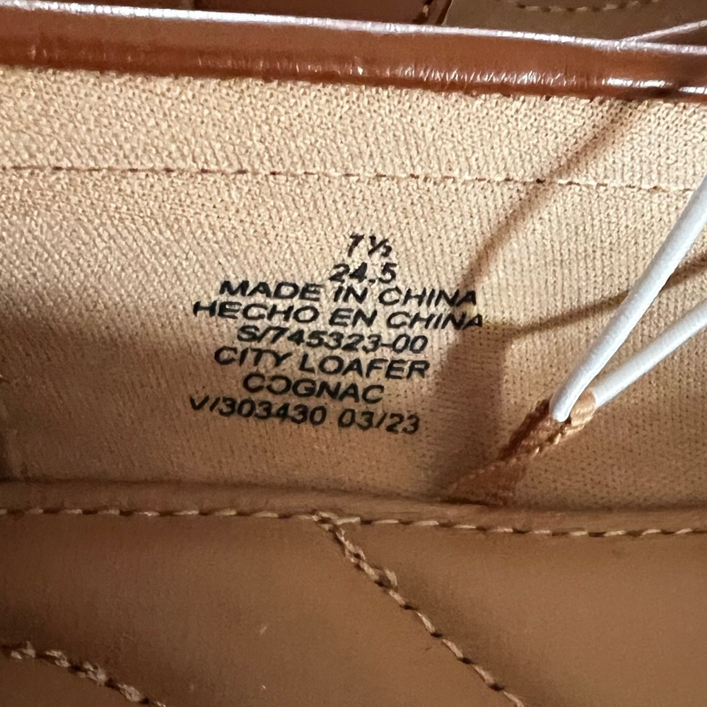 Old Navy Women's Low Heel Cognac City Loafer Sz 7.5 NWT - Picture 4 of 6